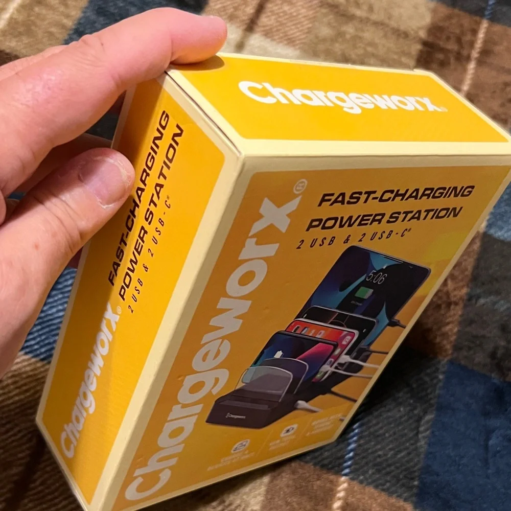 Fast-Charging Power Station - Black
